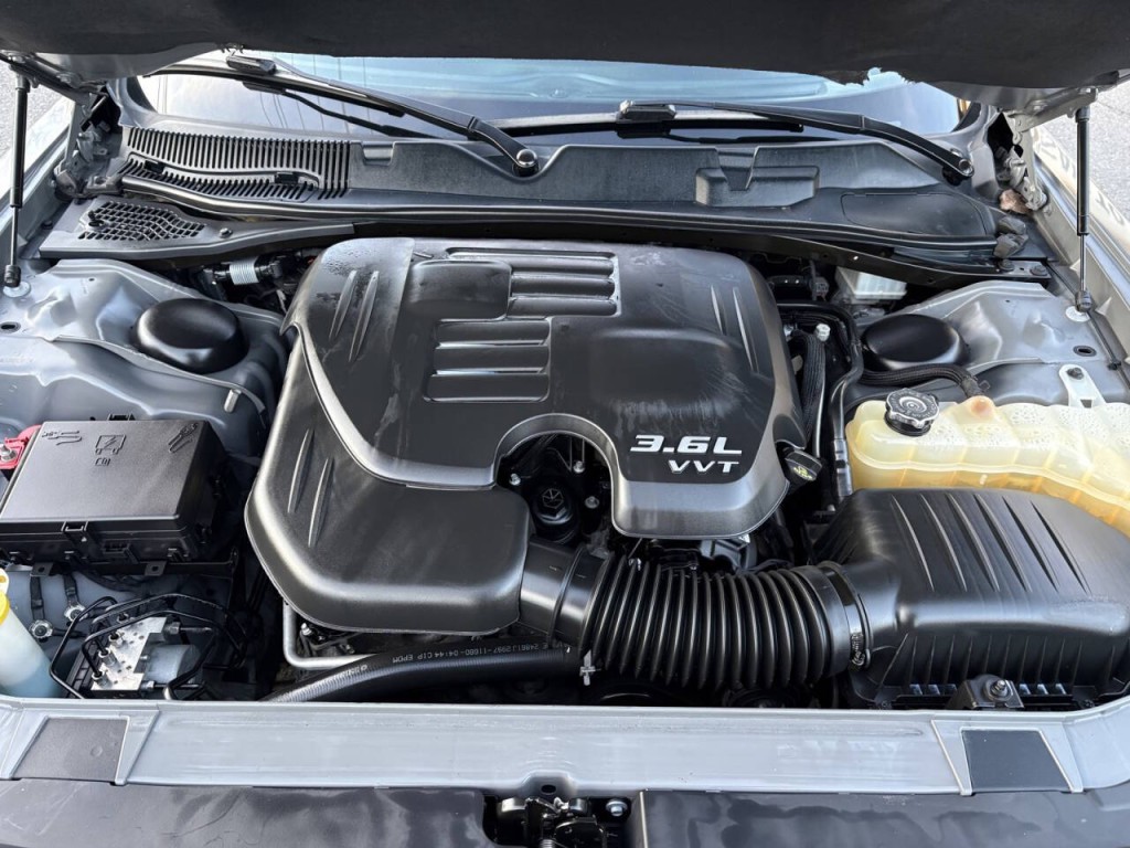 2018 Dodge Challenger Image 29