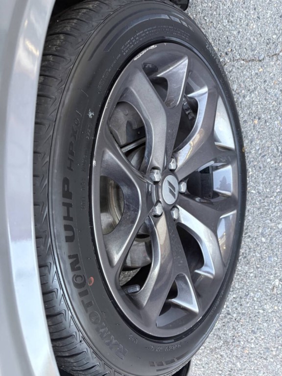 2018 Dodge Challenger Image 33