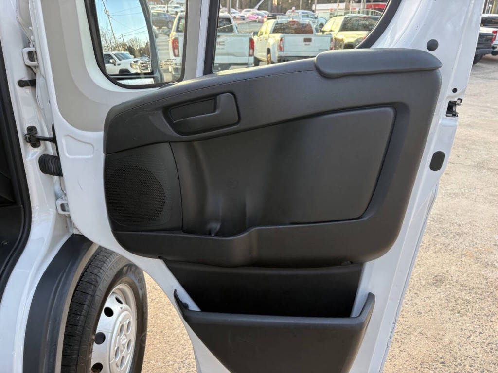 2018 RAM Promaster Image 24