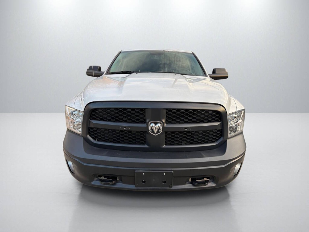 2023 RAM 1500 Image 2