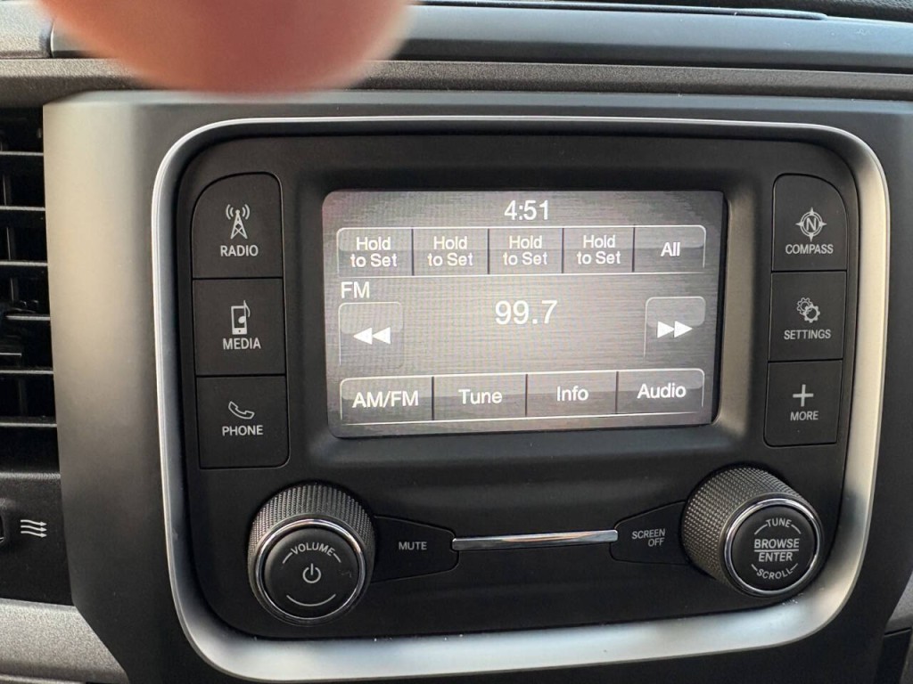 2023 RAM 1500 Image 17