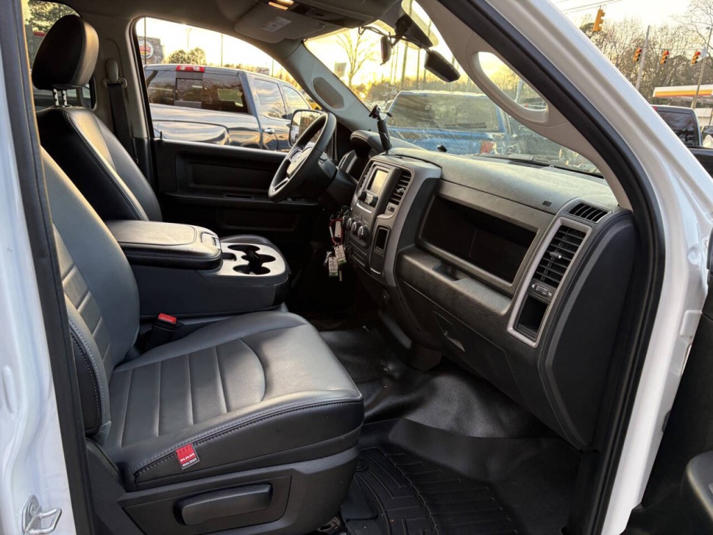 2023 RAM 1500 Image 27