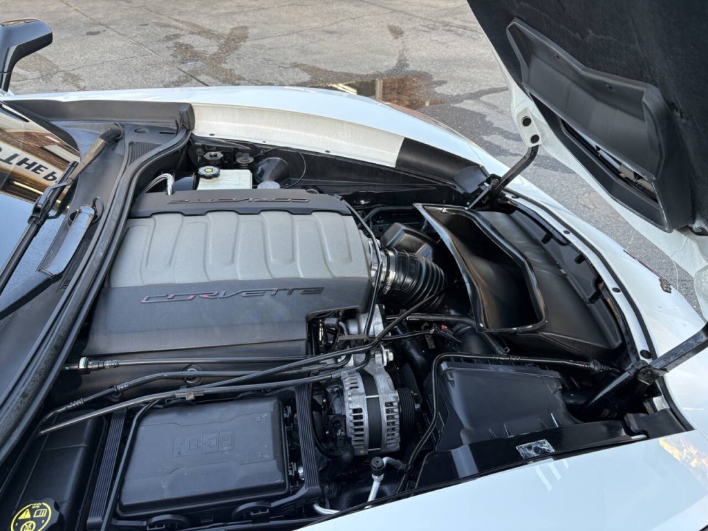 2018 Chevrolet Corvette Image 15