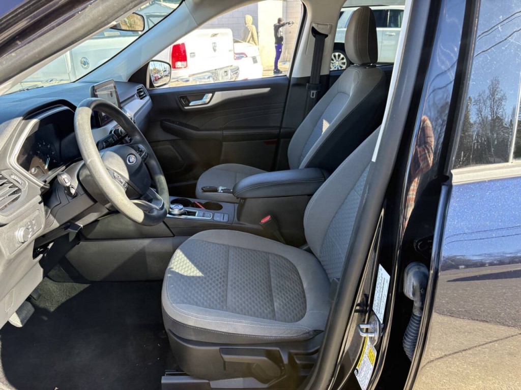 2021 Ford Escape Image 10