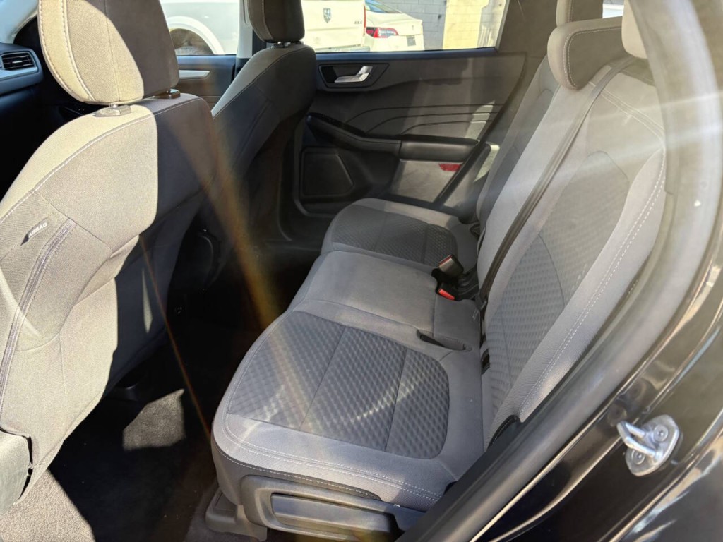 2021 Ford Escape Image 20