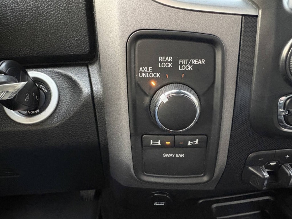 2017 RAM 2500 Image 16