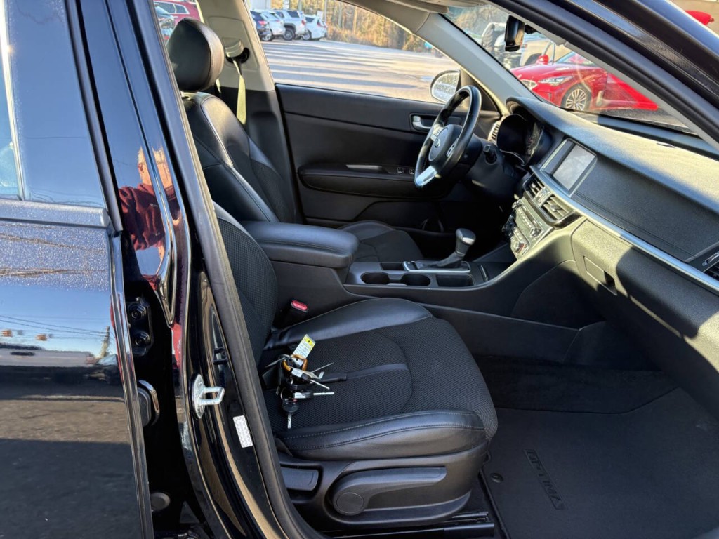 2019 Kia Optima Image 27