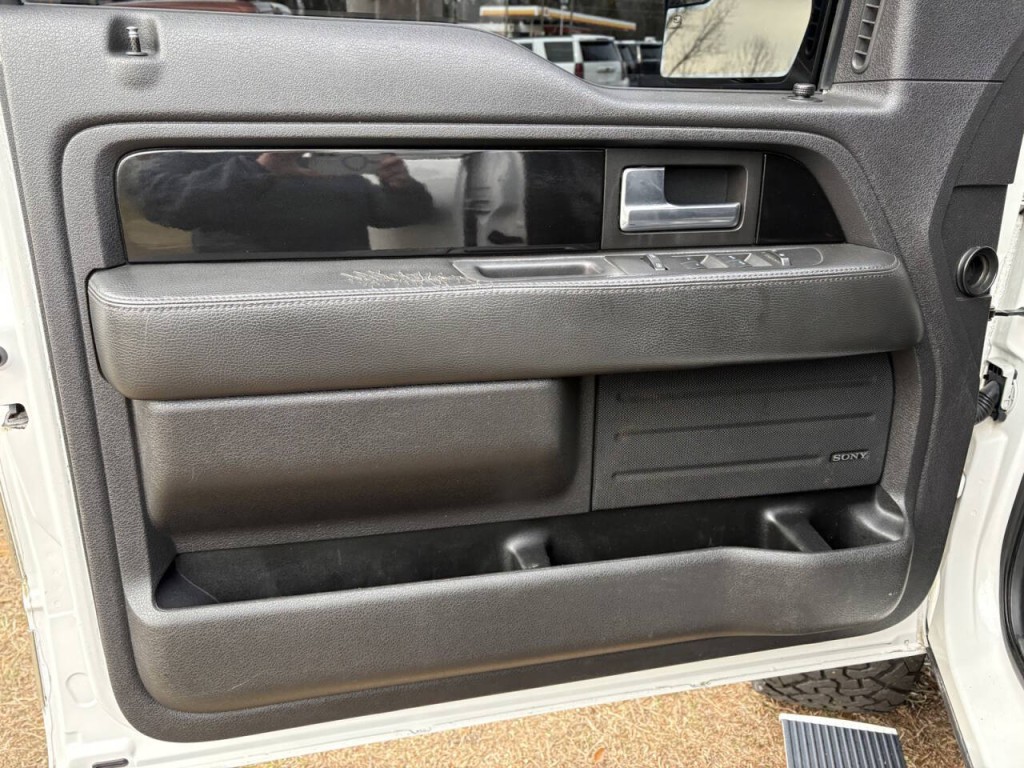 2012 Ford F-150 Image 9