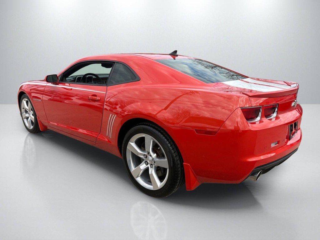2011 Chevrolet Camaro Image 5