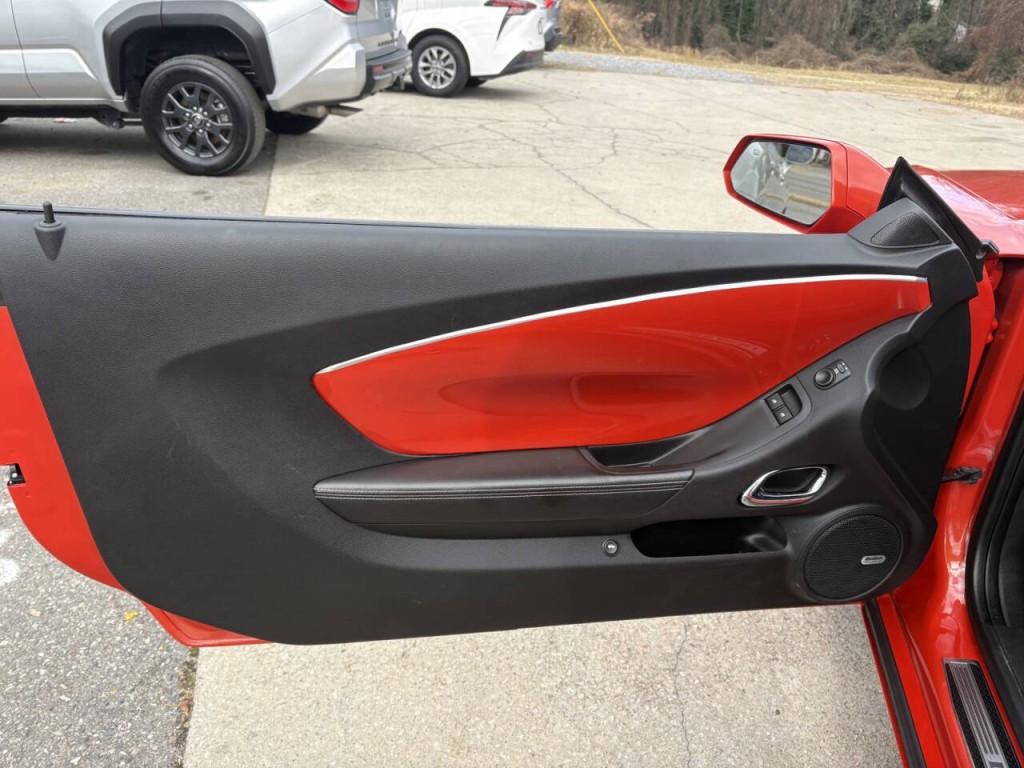 2011 Chevrolet Camaro Image 11