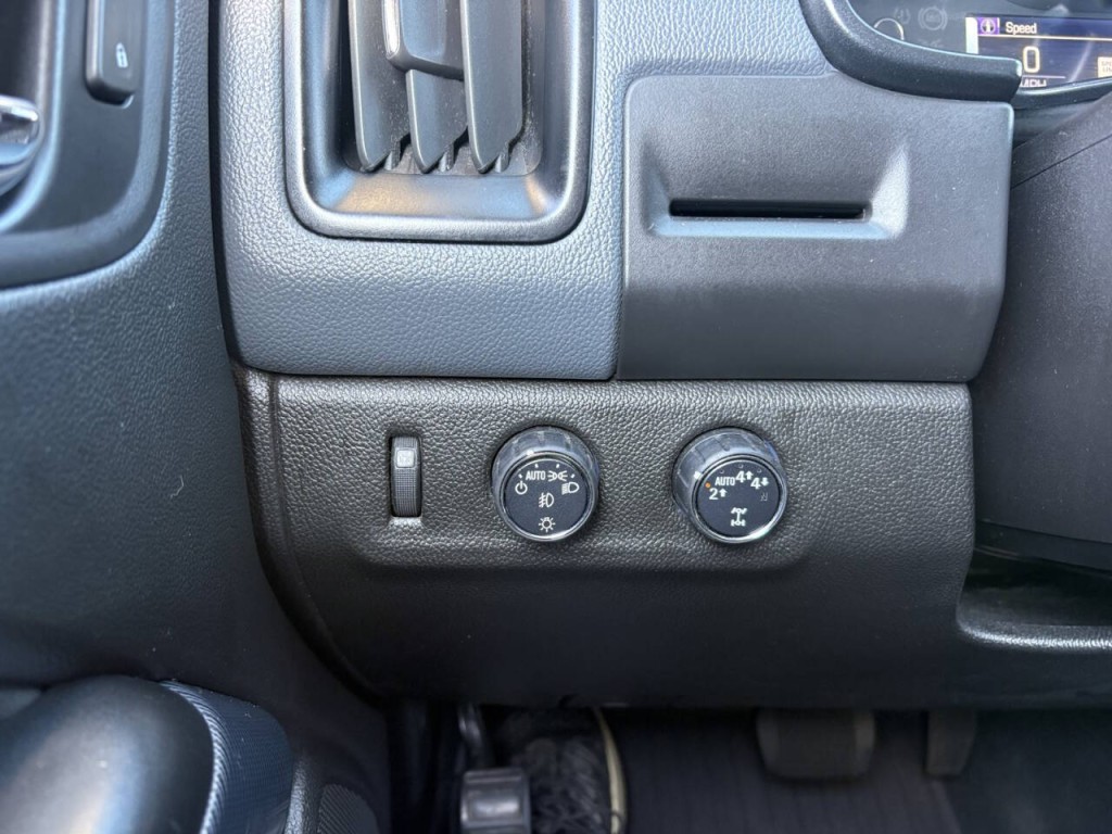 2018 Chevrolet Colorado Image 12