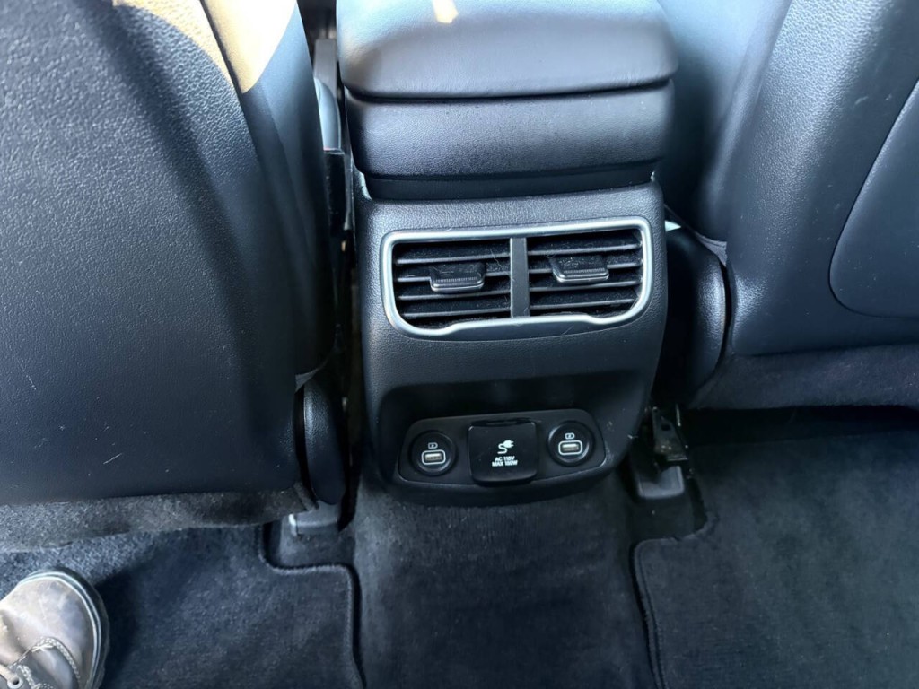 2021 Hyundai Santa Fe Image 24