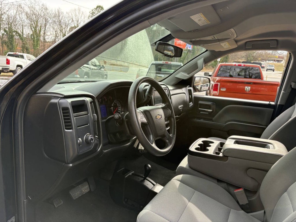 2018 Chevrolet Silverado 1500 Image 11