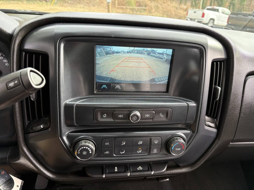 2018 Chevrolet Silverado 1500 Image 17