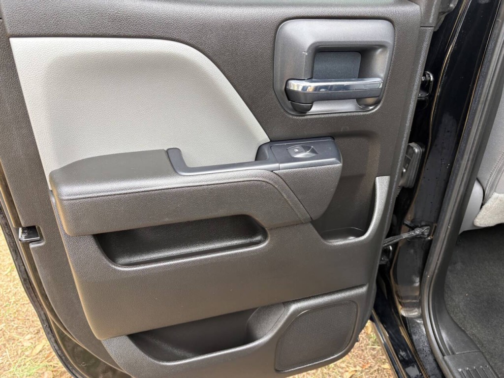 2018 Chevrolet Silverado 1500 Image 19