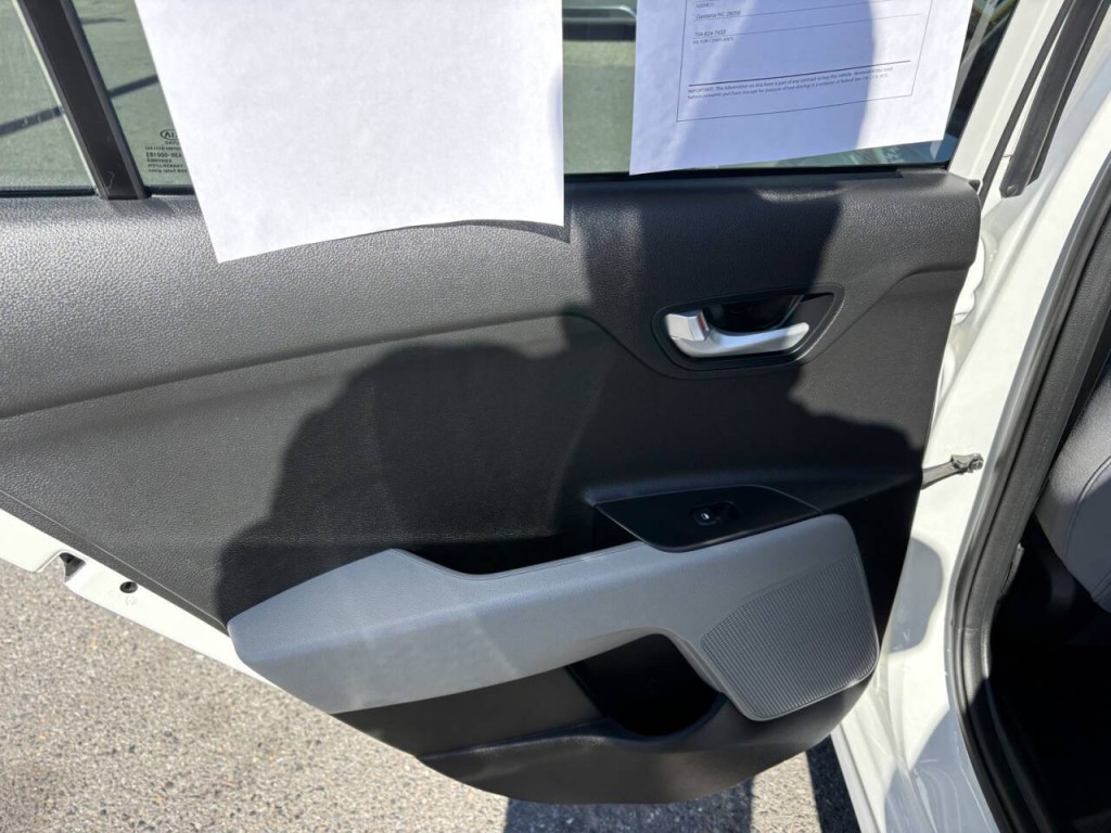 2018 Kia Rio Image 20