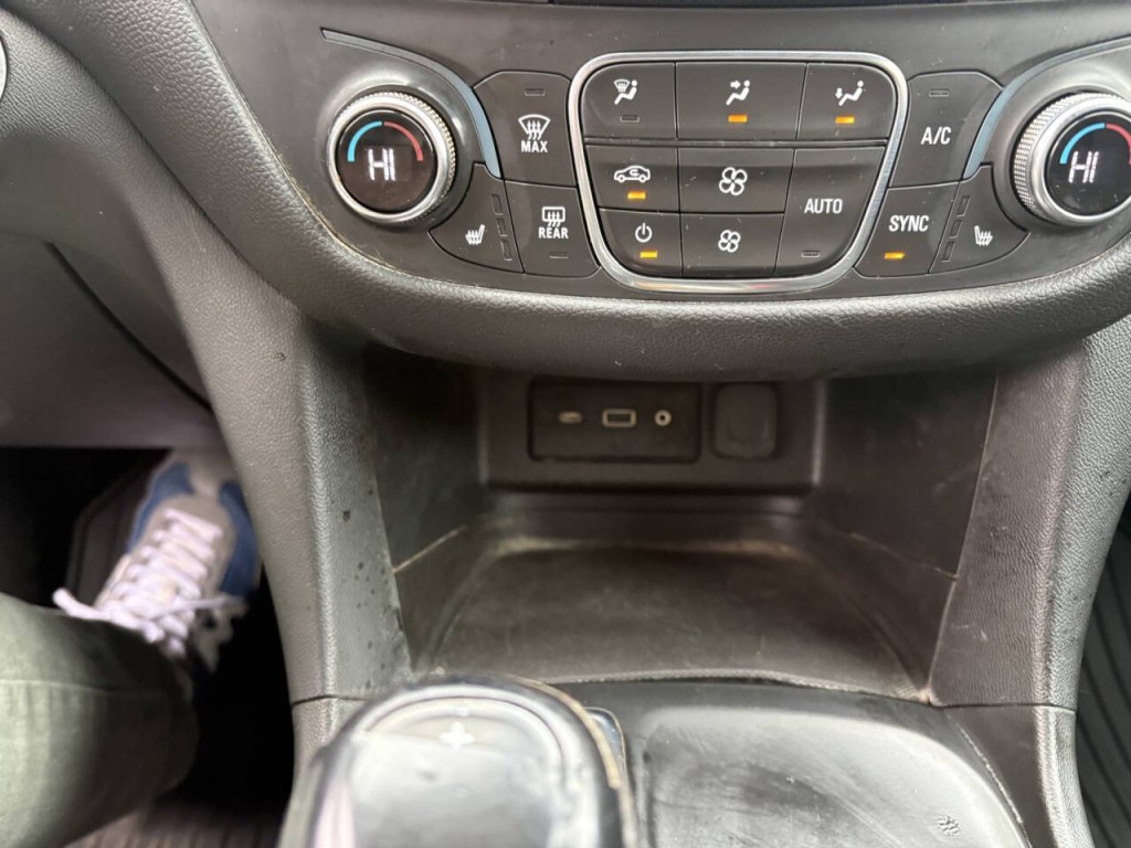 2020 Chevrolet Equinox Image 19