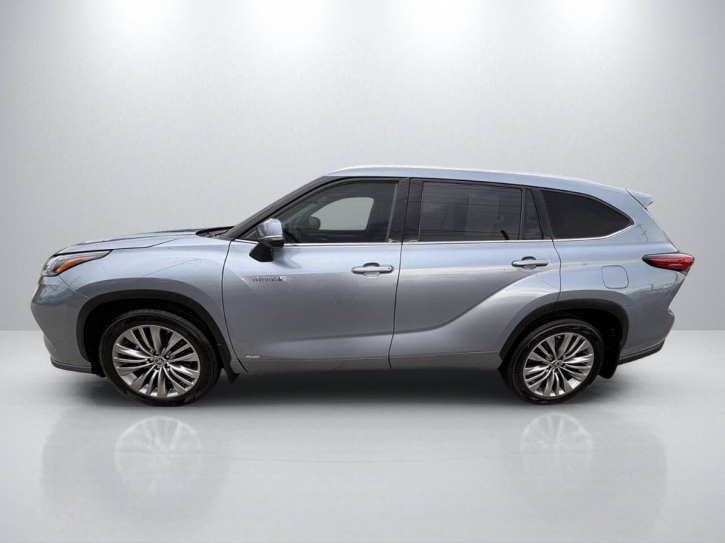 2021 Toyota Highlander Image 4