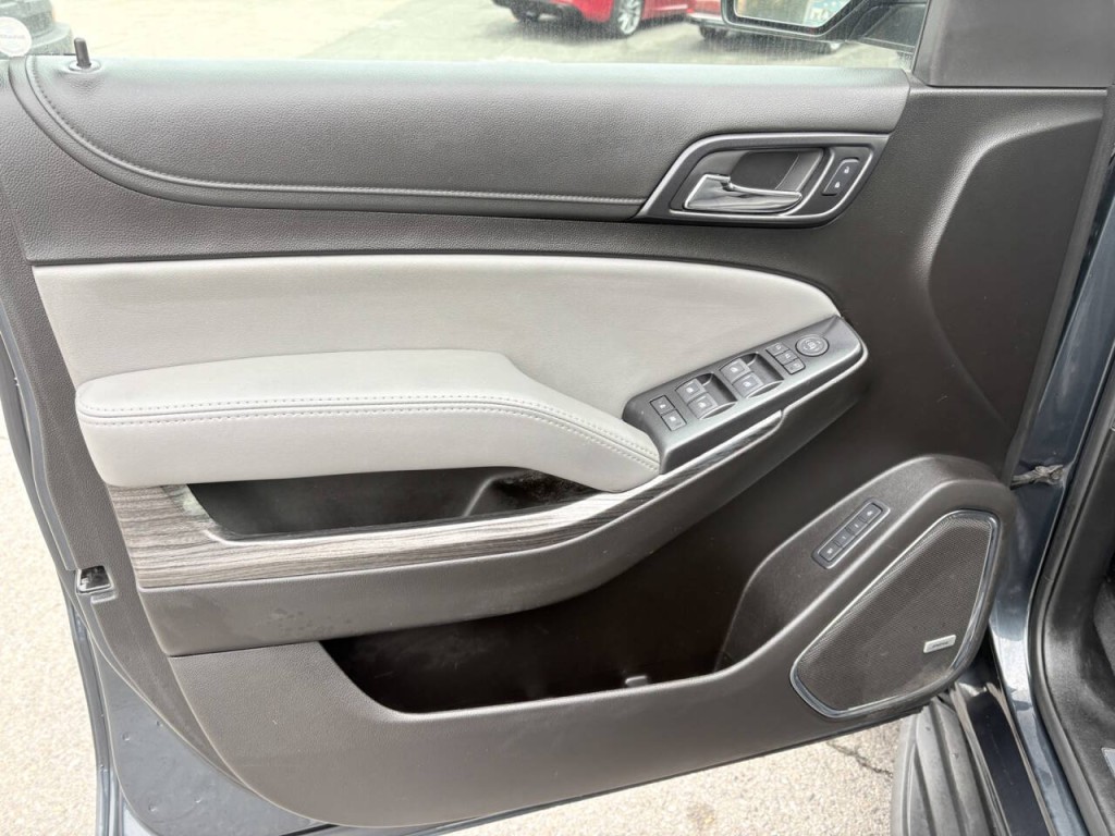 2019 Chevrolet Tahoe Image 10
