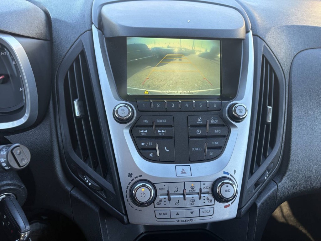 2017 Chevrolet Equinox Image 18