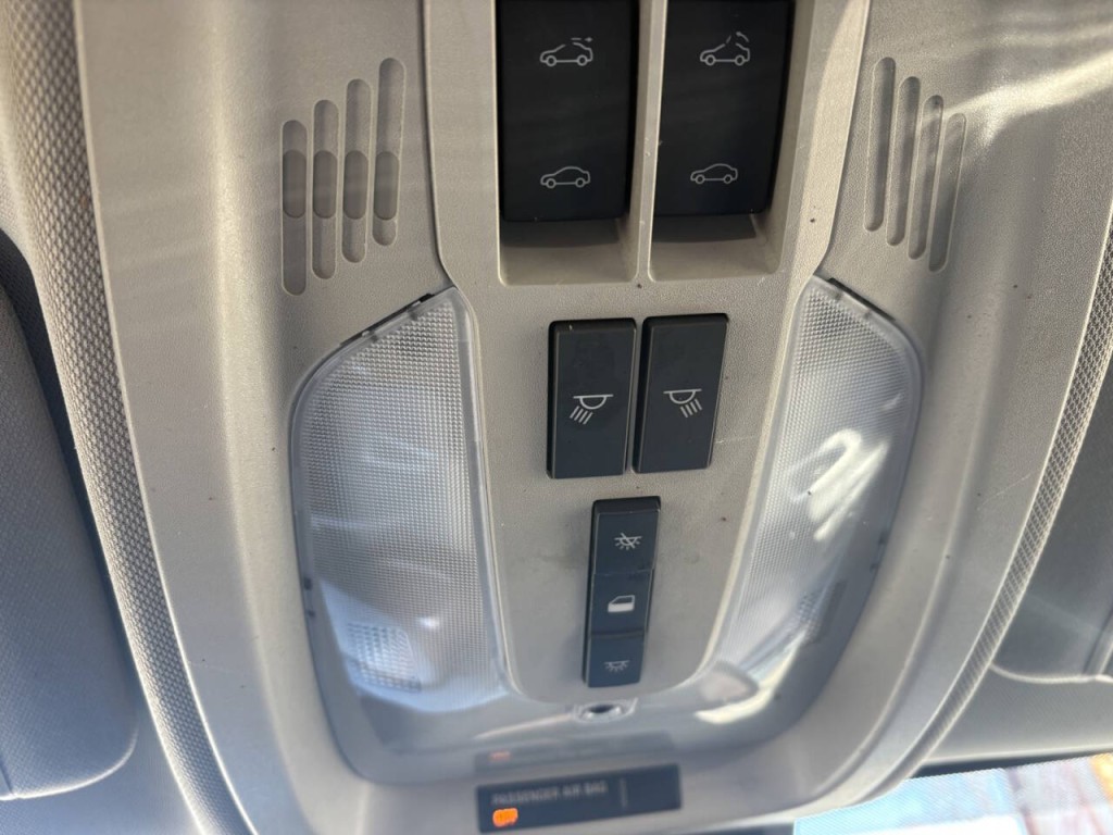 2017 Chevrolet Equinox Image 19