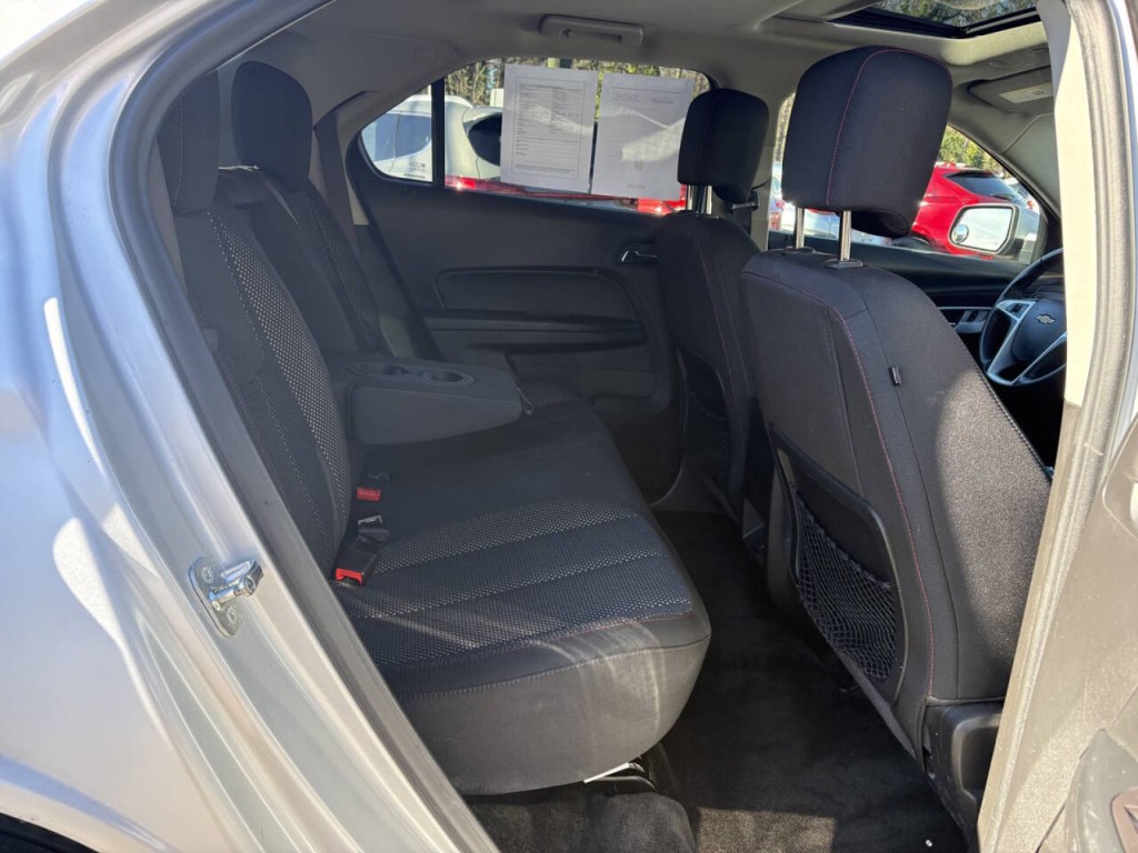 2017 Chevrolet Equinox Image 31