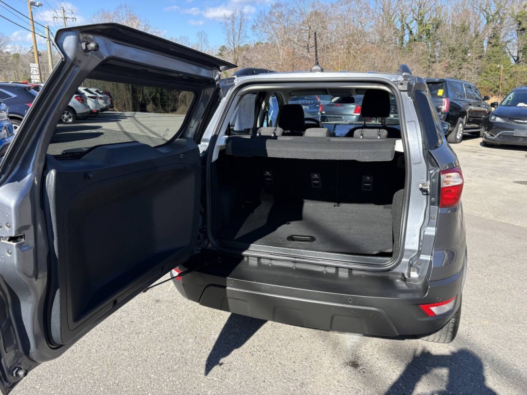 2021 Ford Econoline Image 24