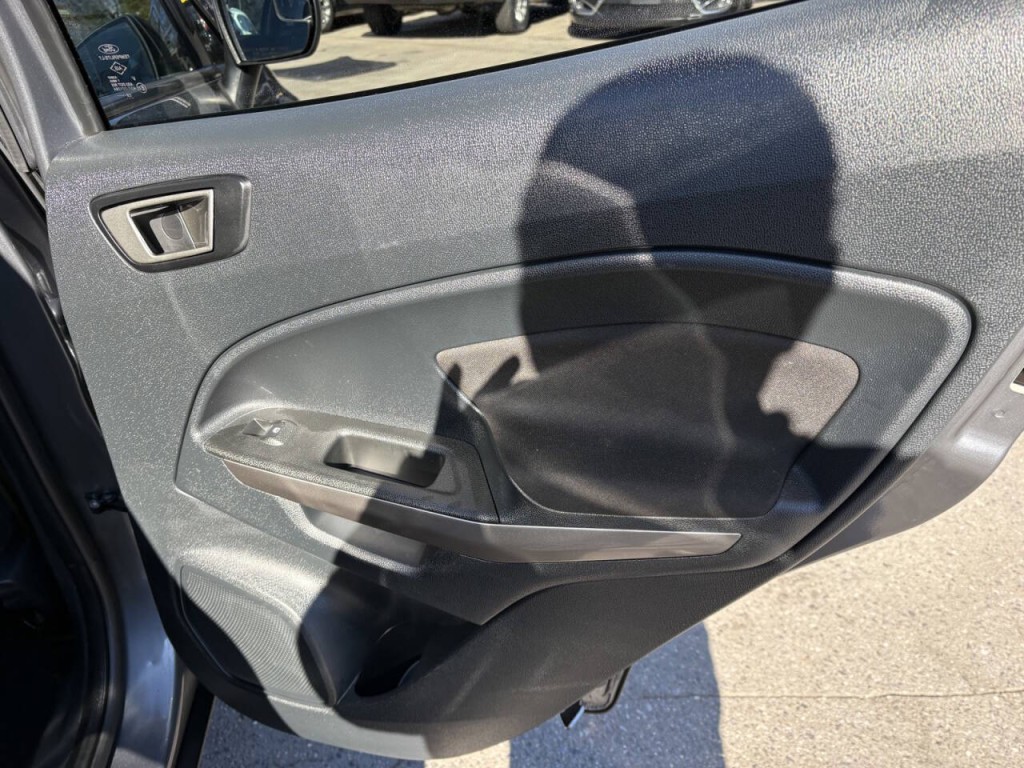 2021 Ford Econoline Image 28