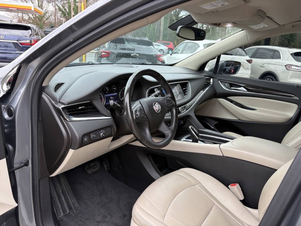 2020 Buick Enclave Image 11