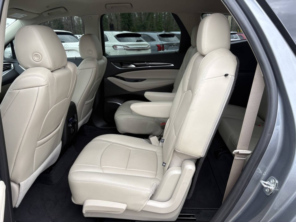 2020 Buick Enclave Image 24