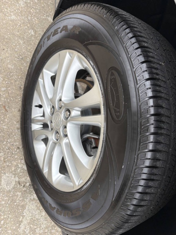 2020 Buick Enclave Image 35