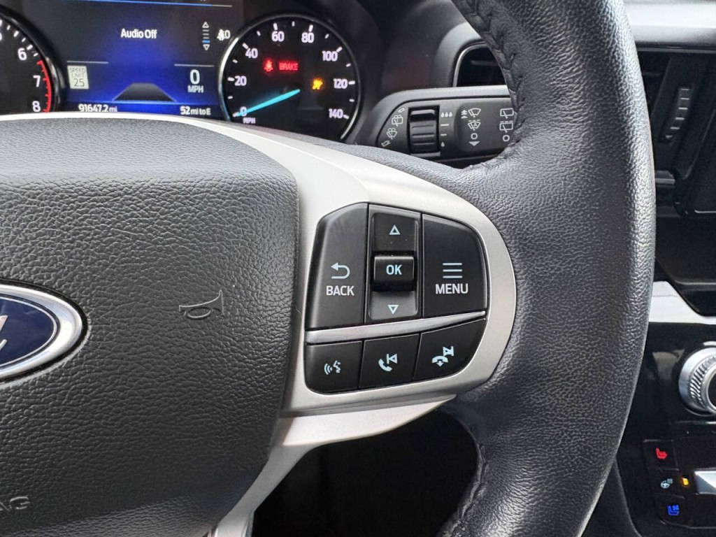 2023 Ford Explorer Image 13