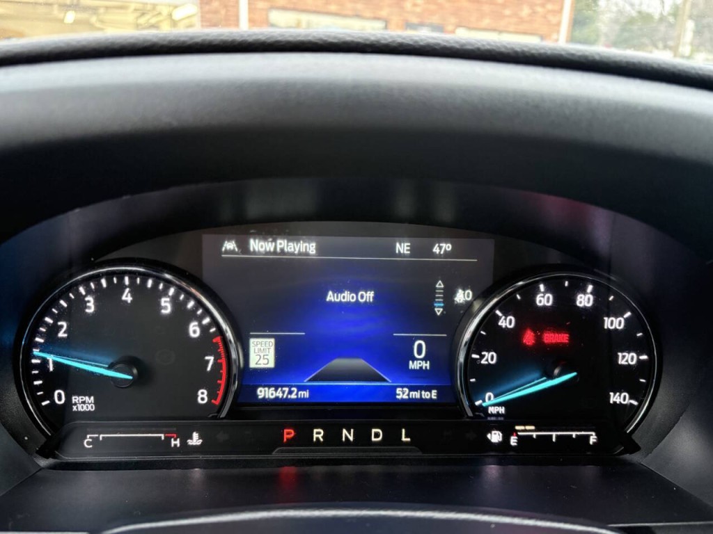 2023 Ford Explorer Image 15