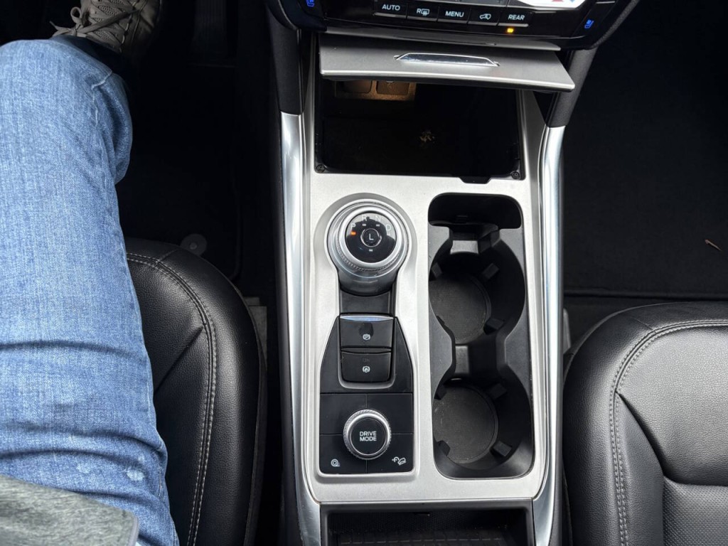 2023 Ford Explorer Image 21