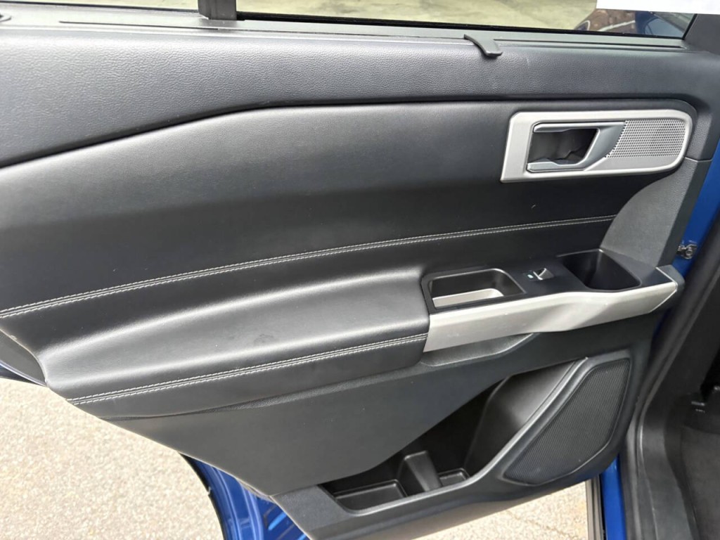 2023 Ford Explorer Image 25