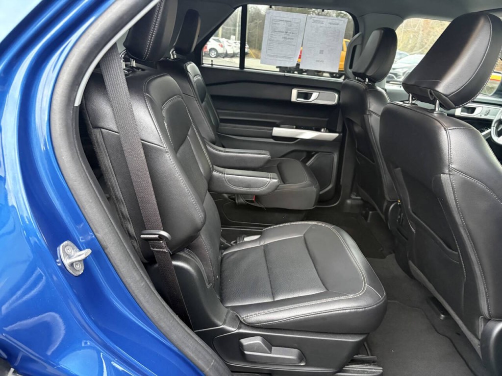2023 Ford Explorer Image 34