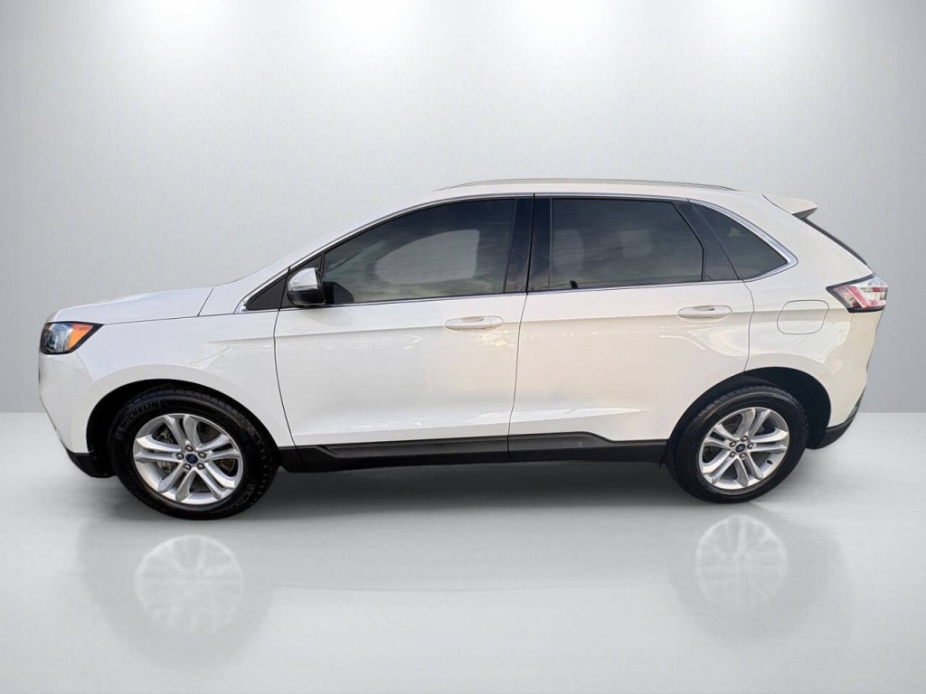 2020 Ford Edge Image 4