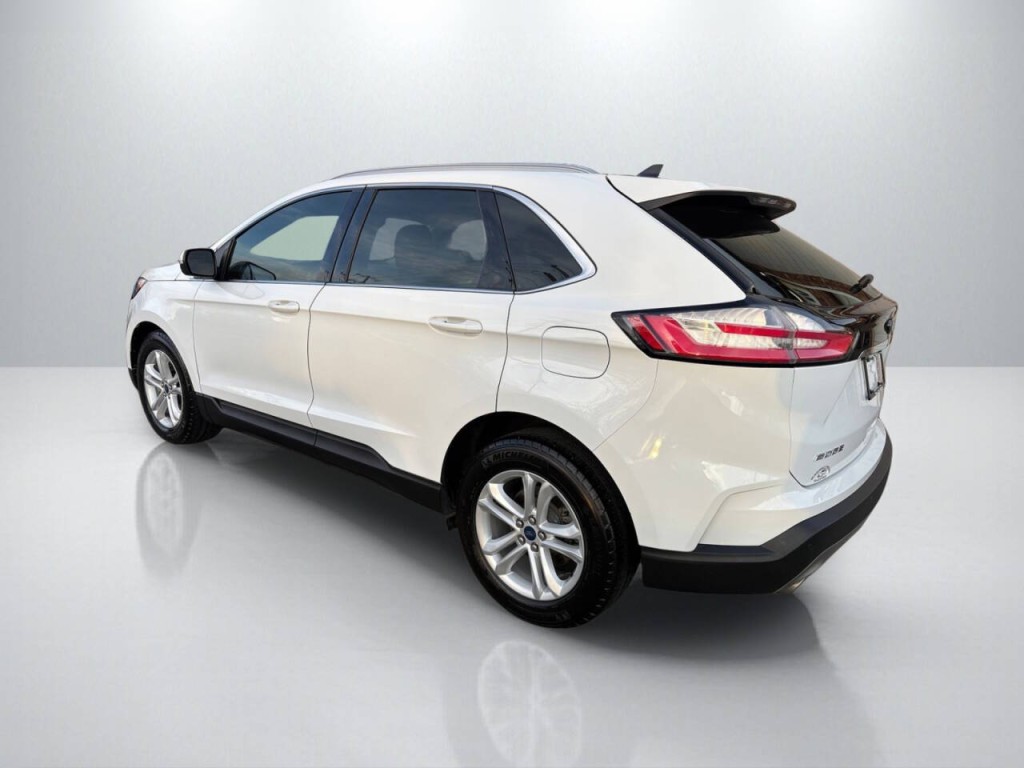 2020 Ford Edge Image 5