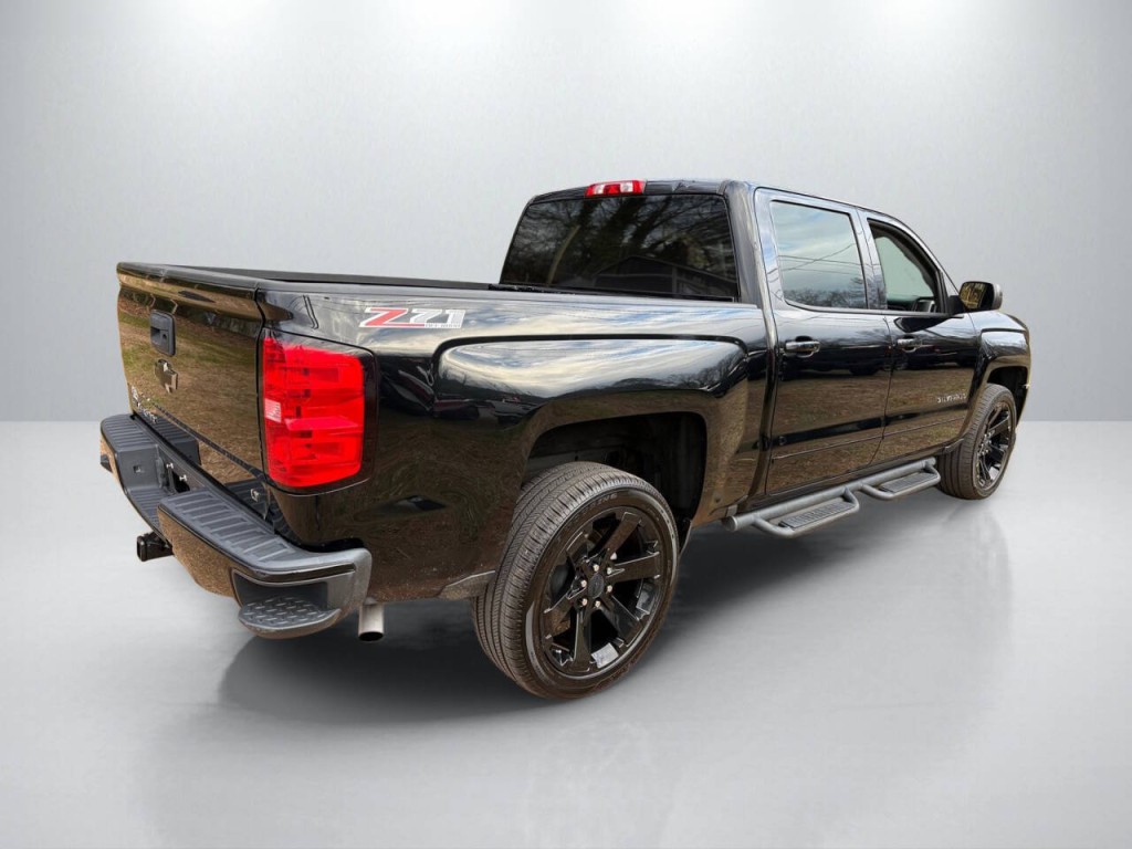 2017 Chevrolet Silverado 1500 Image 8