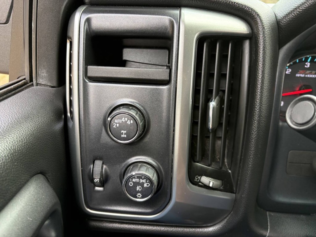 2017 Chevrolet Silverado 1500 Image 13