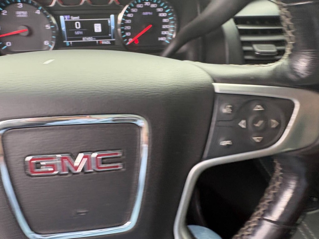 2019 GMC Yukon Image 14