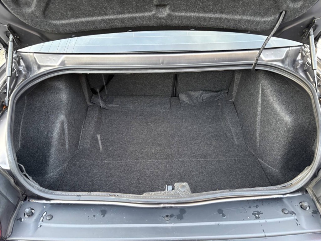 2018 Dodge Challenger Image 25