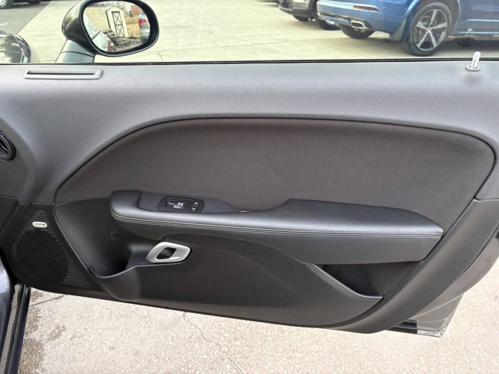 2018 Dodge Challenger Image 26