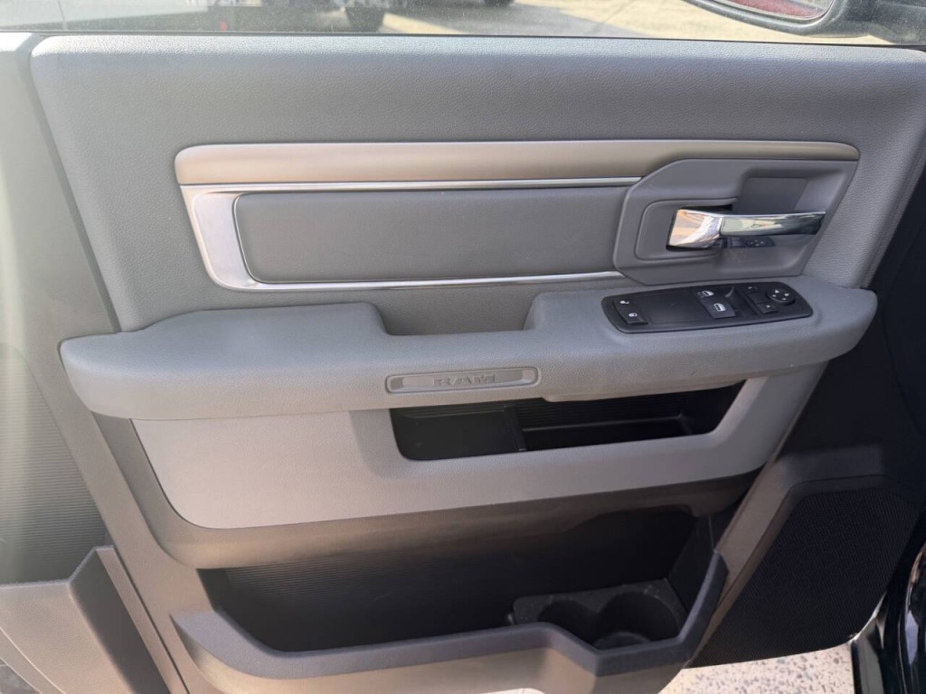 2013 RAM 1500 Image 13