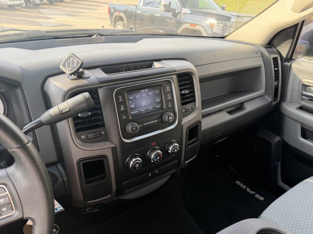 2013 RAM 1500 Image 21