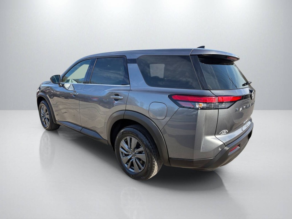 2023 Nissan Pathfinder Image 5