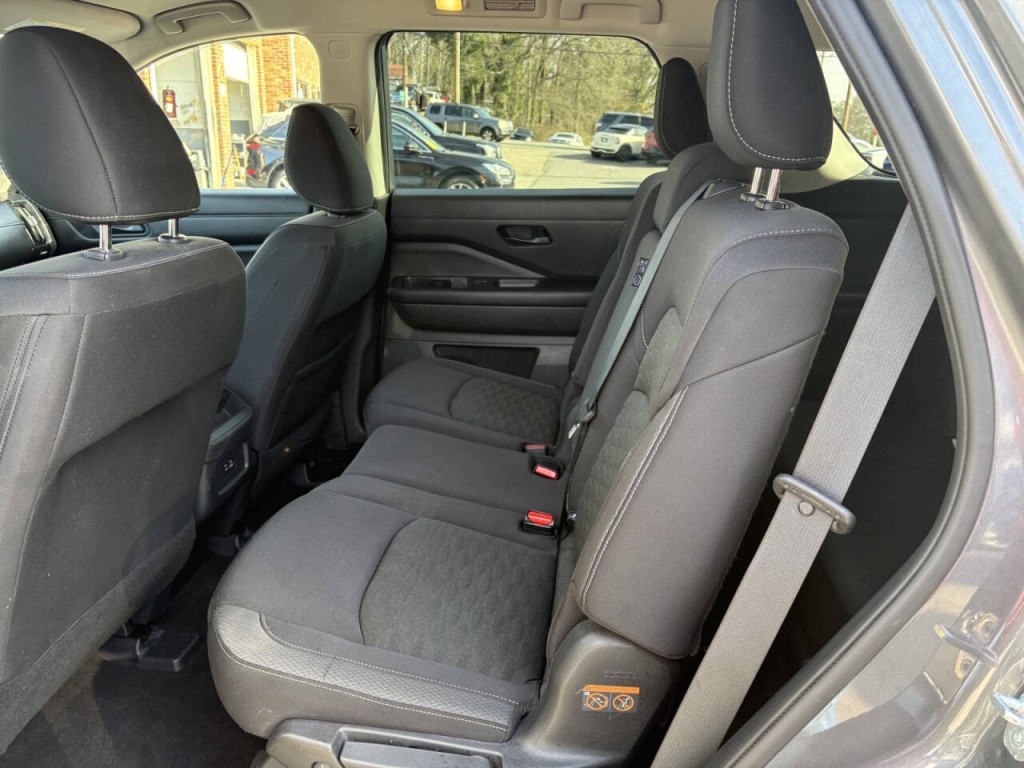 2023 Nissan Pathfinder Image 23