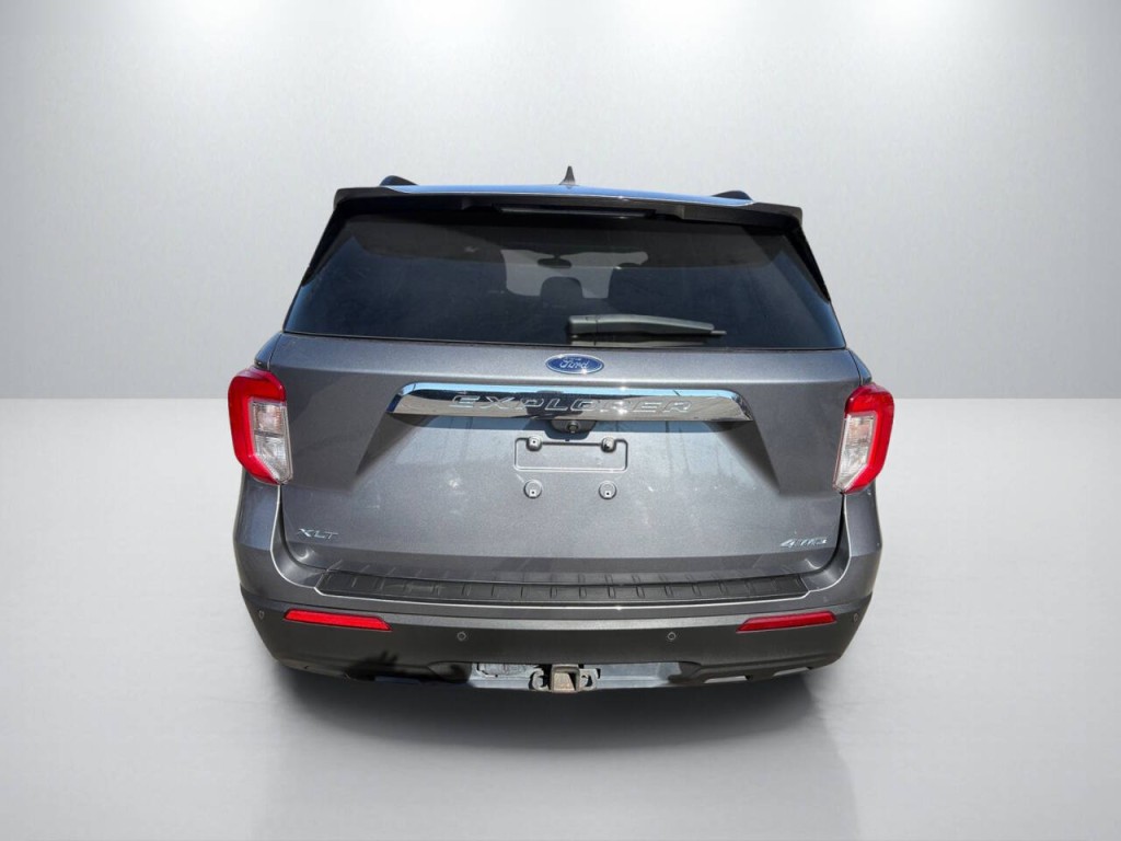 2022 Ford Explorer Image 6