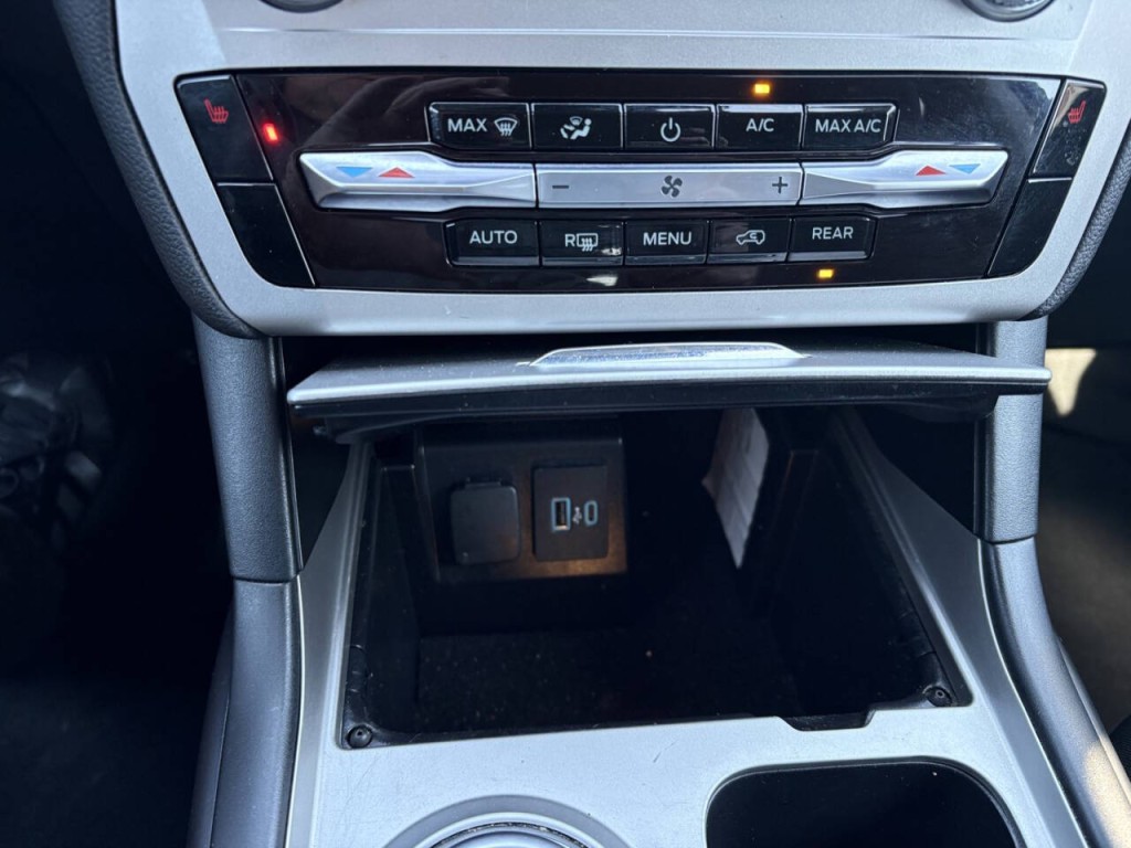 2022 Ford Explorer Image 20