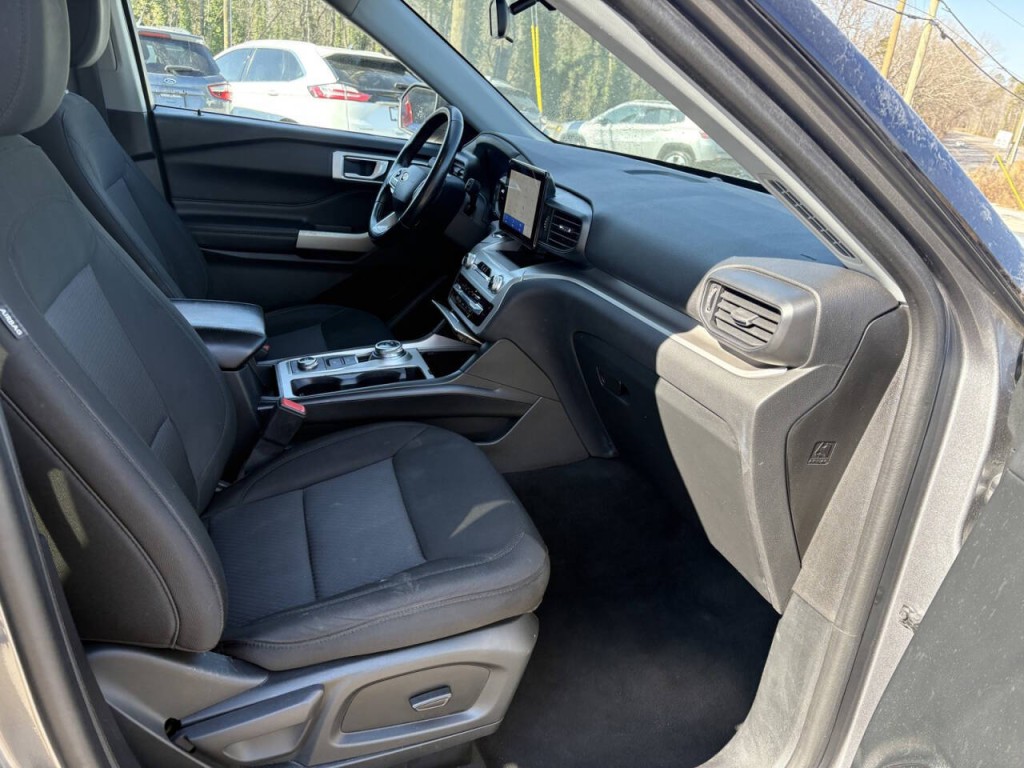 2022 Ford Explorer Image 30